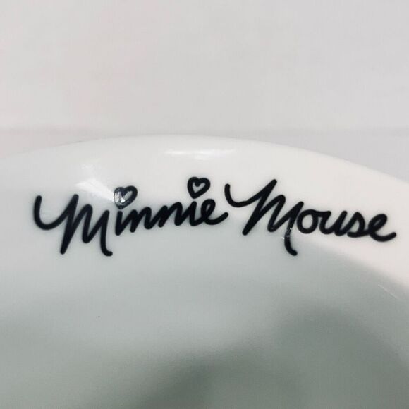 Disney Sketchbook Minnie Mouse Mug - Picture 5 of 6